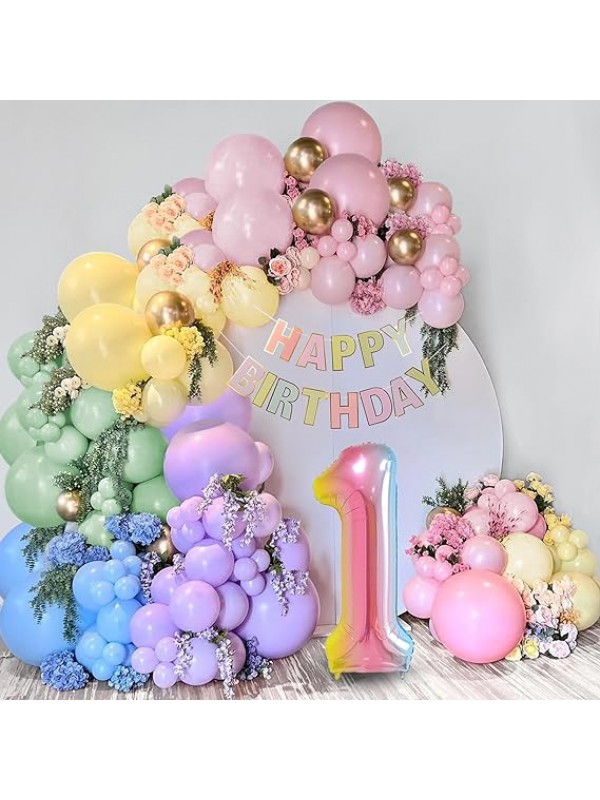 Decoratieve regenboog ballonnen voor de 1ste verjaardag